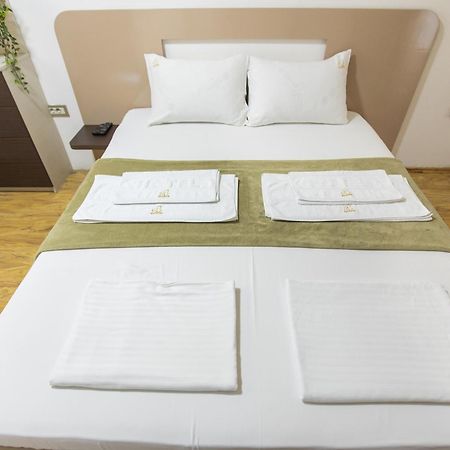 4 Rooms Apartments Ni Εξωτερικό φωτογραφία