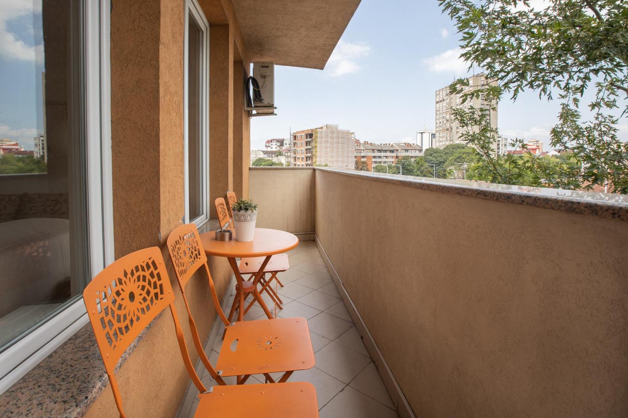 4 Rooms Apartments Ni Εξωτερικό φωτογραφία