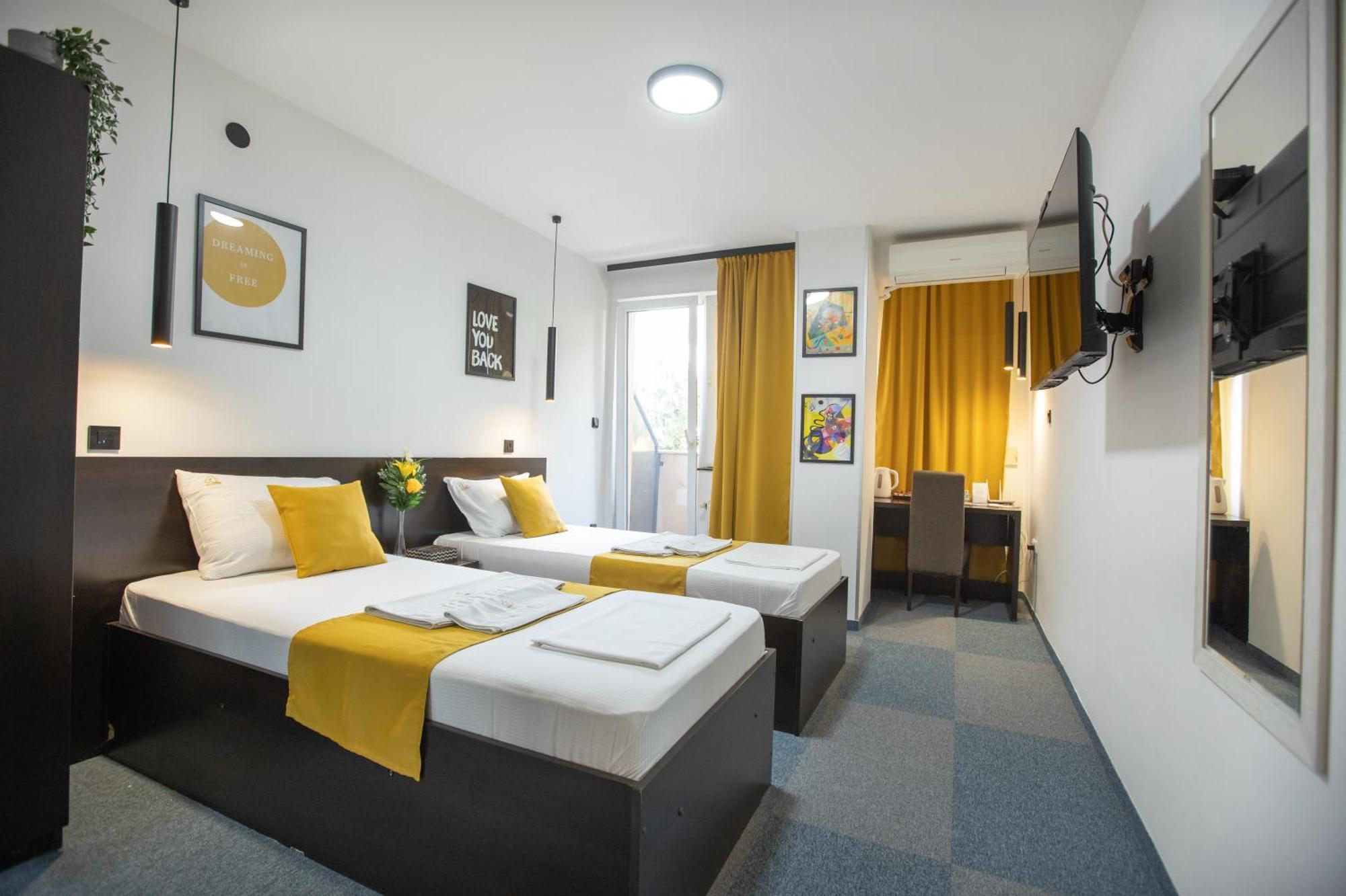 4 Rooms Apartments Ni Εξωτερικό φωτογραφία