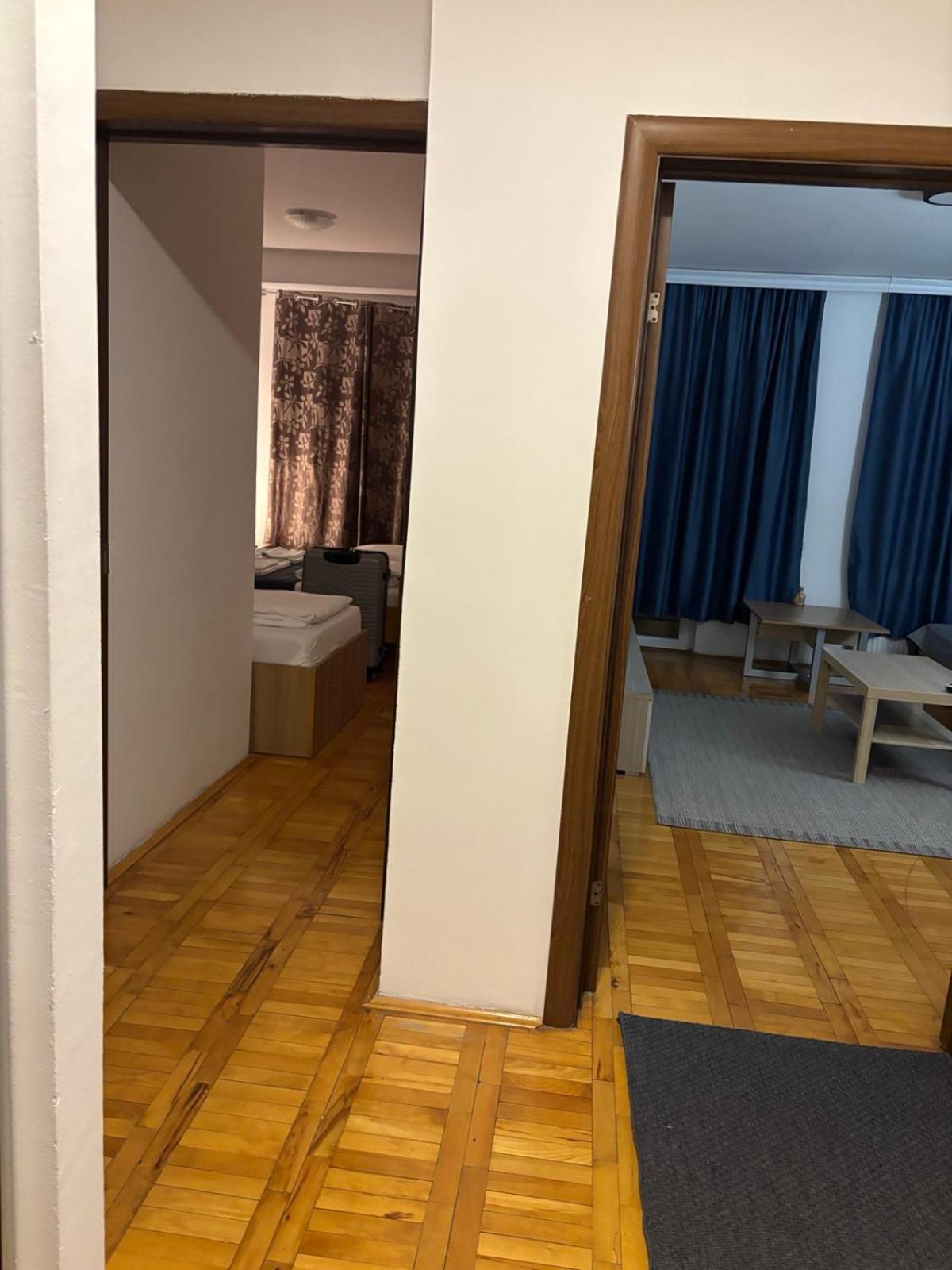 4 Rooms Apartments Ni Εξωτερικό φωτογραφία